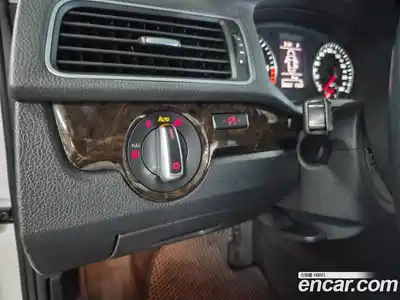 Volkswagen Passat 2015 2.0 гидро в Москве № 255244, миниатюра 10