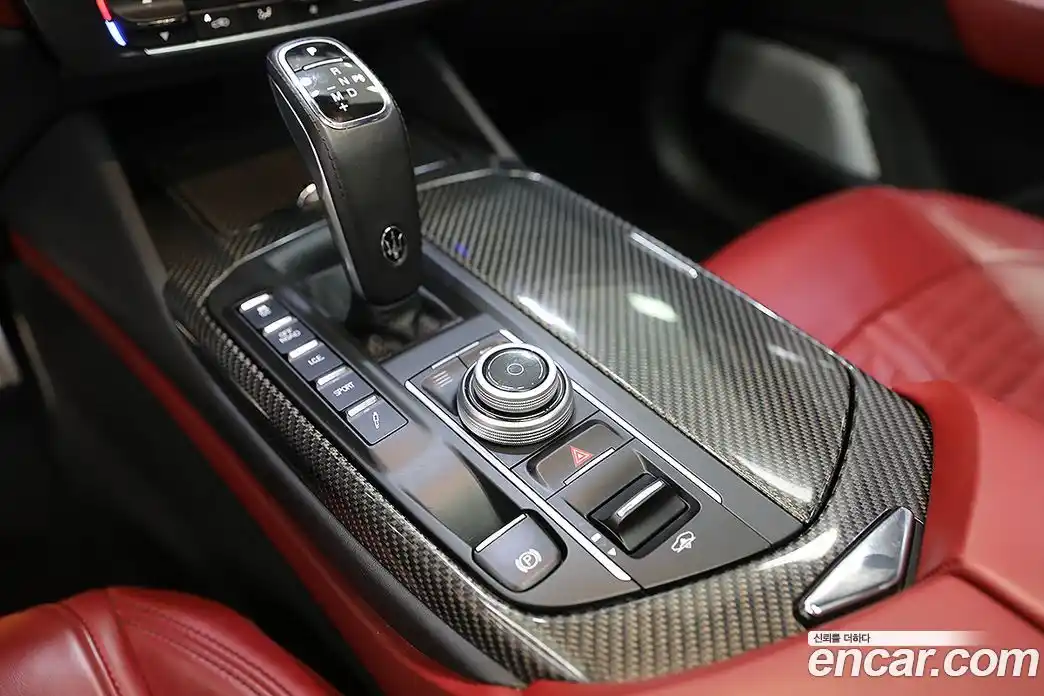 Maserati Levante 2020 3.8 гидро в Москве № 255997, фото 18