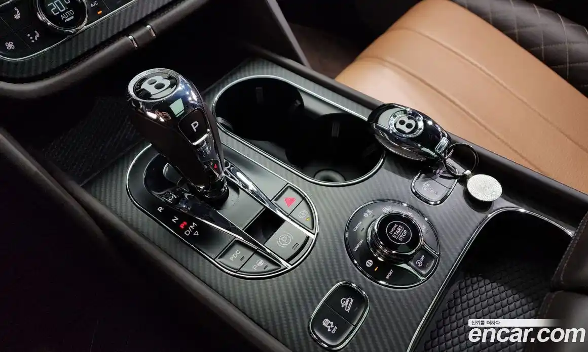 Bentley Bentayga 2018 6.0 гидро в Москве № 256661, фото 9