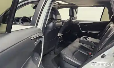 Toyota RAV4 2023 2.5 гидро в Москве № 257107, миниатюра 11