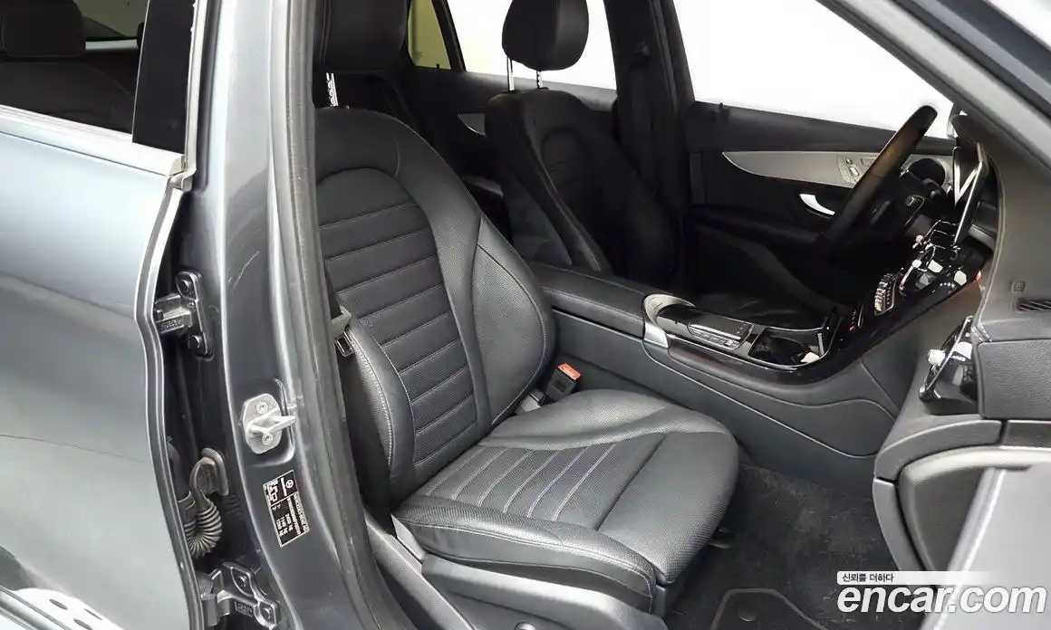 Mercedes-Benz GLC-Class 2021 2.0 гидро в Москве № 262925, фото 10
