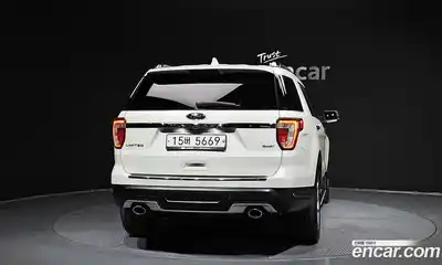 Ford Explorer 2018 2.3 гидро в Москве № 273435, миниатюра 4