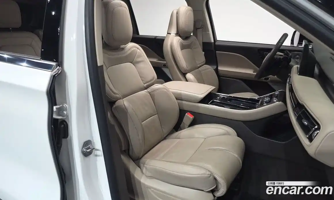 Lincoln Aviator 2023 3.0 гидро в Москве № 282447, фото 9