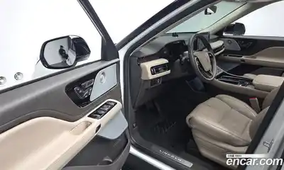 Lincoln Aviator 2023 3.0 гидро в Москве № 282447, миниатюра 10