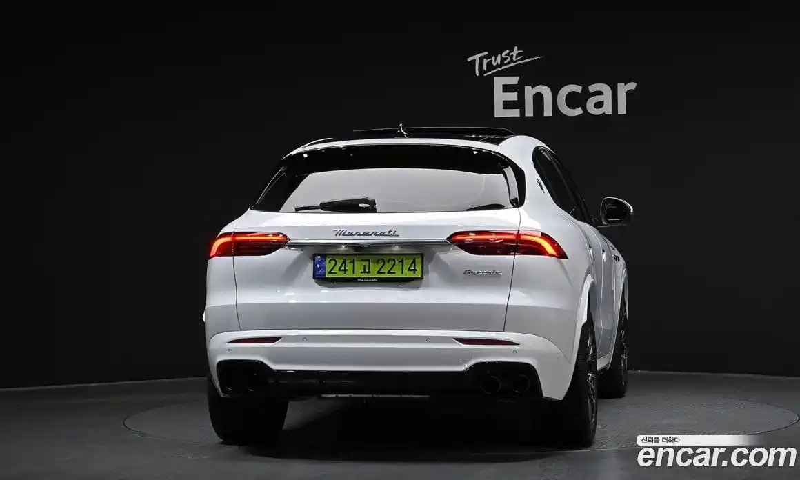 Maserati Grecale 2023 2.0 гидро в Москве № 282711, фото 4