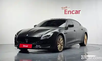 Maserati Quattroporte, 2022
