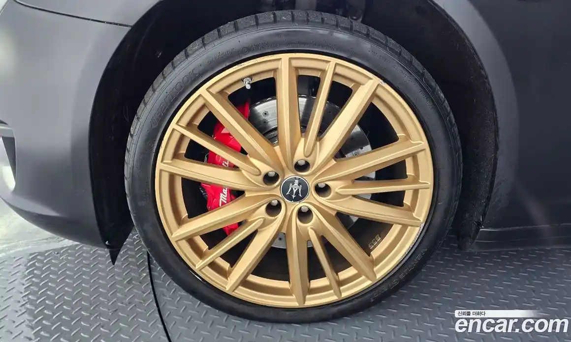 Maserati Quattroporte 2022 3.0 гидро в Москве № 282801, фото 5