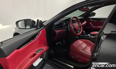 Maserati Quattroporte 2022 3.0 гидро в Москве № 282801, миниатюра 10