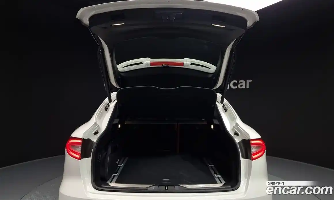 Maserati Levante 2018 3.8 гидро в Москве № 283025, фото 20