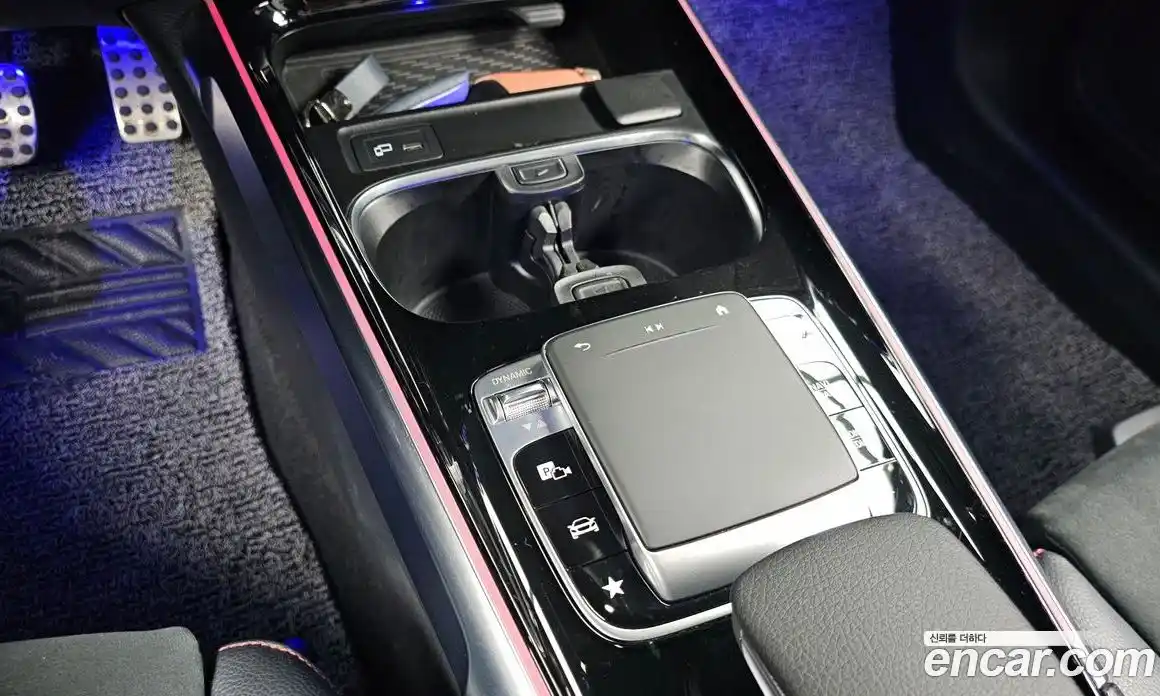 Mercedes-Benz GLB-Class 2020 2.0 гидро в Москве № 292126, фото 17