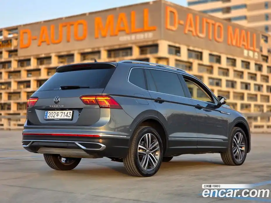 Volkswagen Tiguan 2023 2.0 гидро в Москве № 301805, фото 4