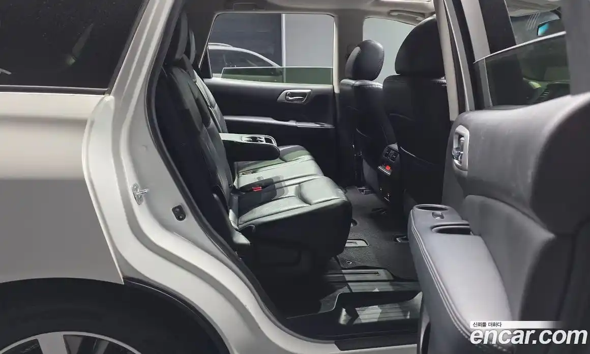 Nissan Pathfinder 2016 3.5 гидро в Москве № 309028, фото 12