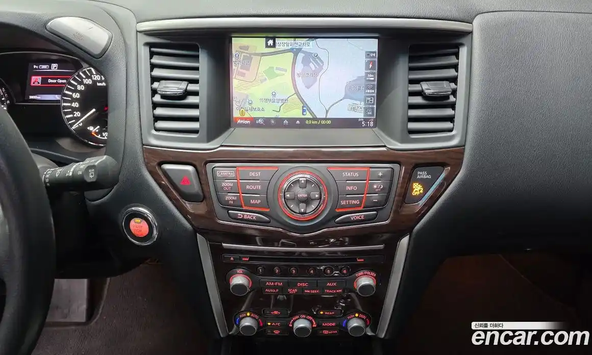 Nissan Pathfinder 2016 3.5 гидро в Москве № 309028, фото 16