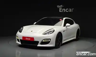 Porsche Panamera, 2012