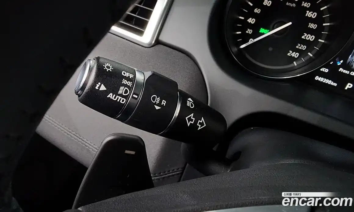 Land Rover Discovery Sport 2017 2.0 гидро в Москве № 315664, фото 14