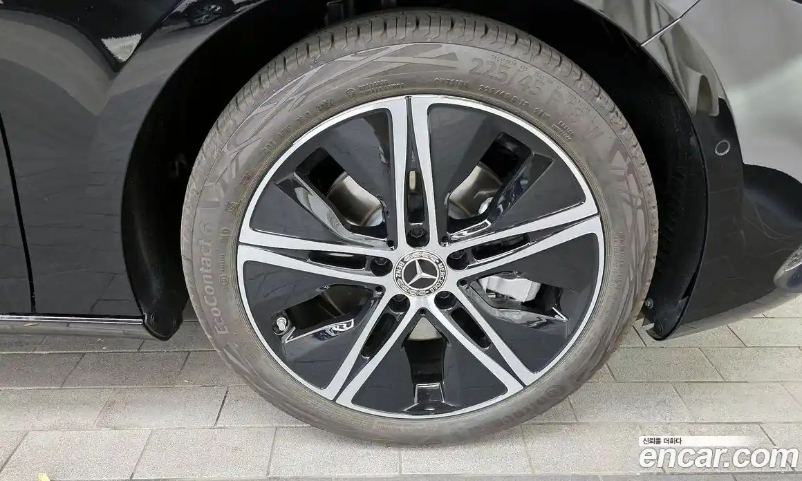 Mercedes-Benz A-Class 2025 2.0 гидро в Москве № 321341, фото 5