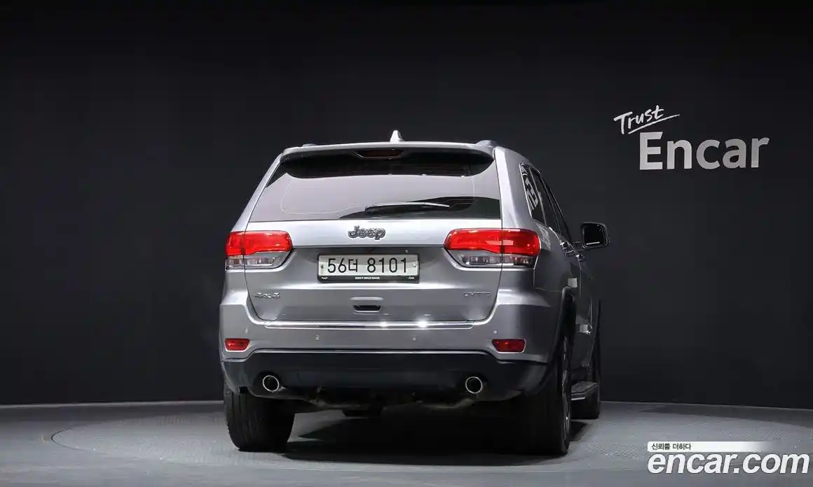 Jeep Cherokee 2018 3.6 гидро в Москве № 322593, фото 4