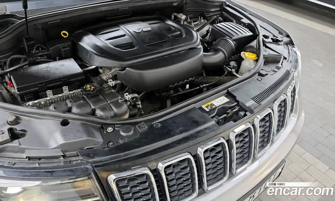 Jeep Cherokee 2018 3.6 гидро в Москве № 322593, фото 6