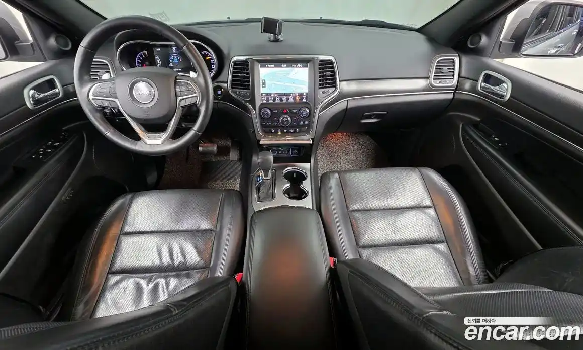 Jeep Cherokee 2018 3.6 гидро в Москве № 322593, фото 7