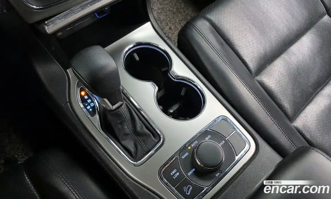 Jeep Cherokee 2018 3.6 гидро в Москве № 322593, фото 9