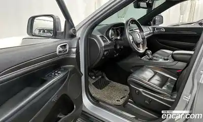 Jeep Cherokee 2018 3.6 гидро в Москве № 322593, миниатюра 10