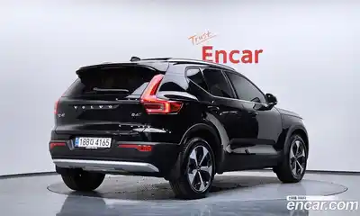 Volvo XC40 2024 2.0 гидро в Москве № 325996, миниатюра 2