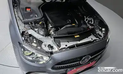 Mercedes-Benz E-Class 2021 2.0 гидро, миниатюра 6