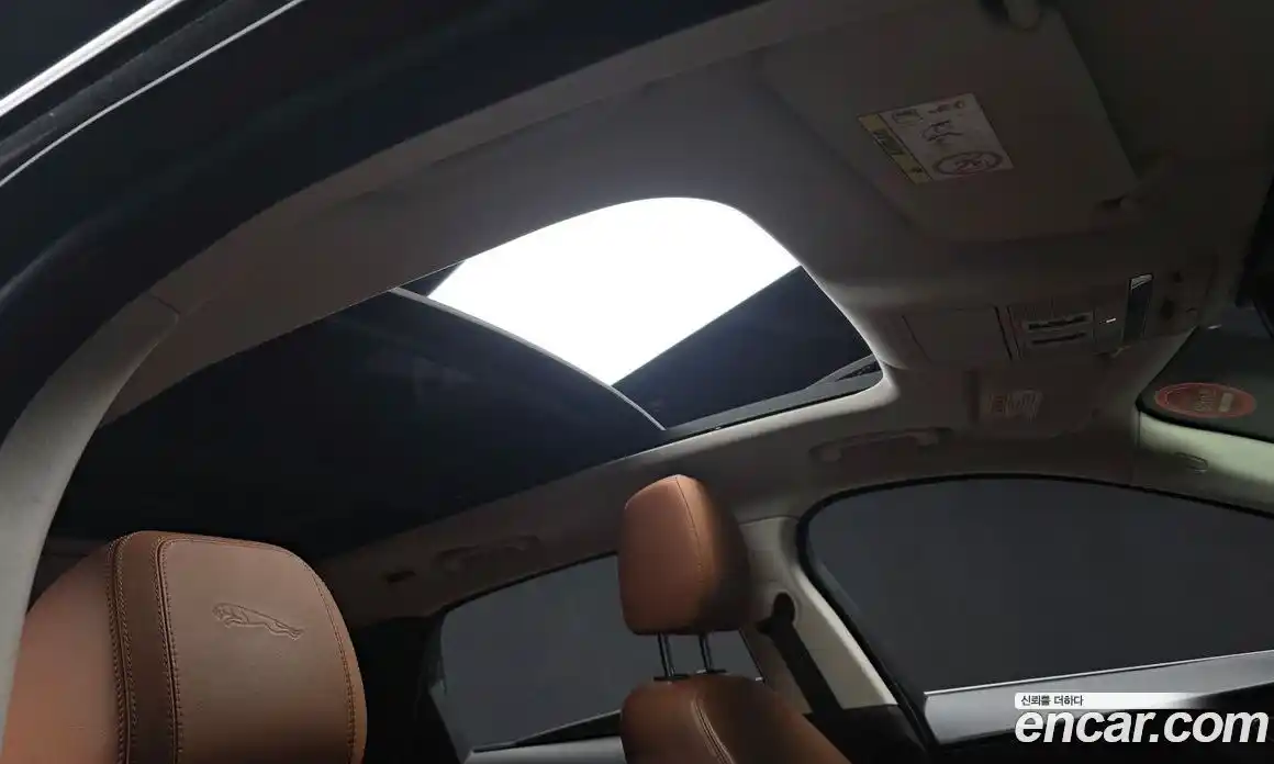 Jaguar F-Pace 2017 2.0 гидро в Москве № 364466, фото 18