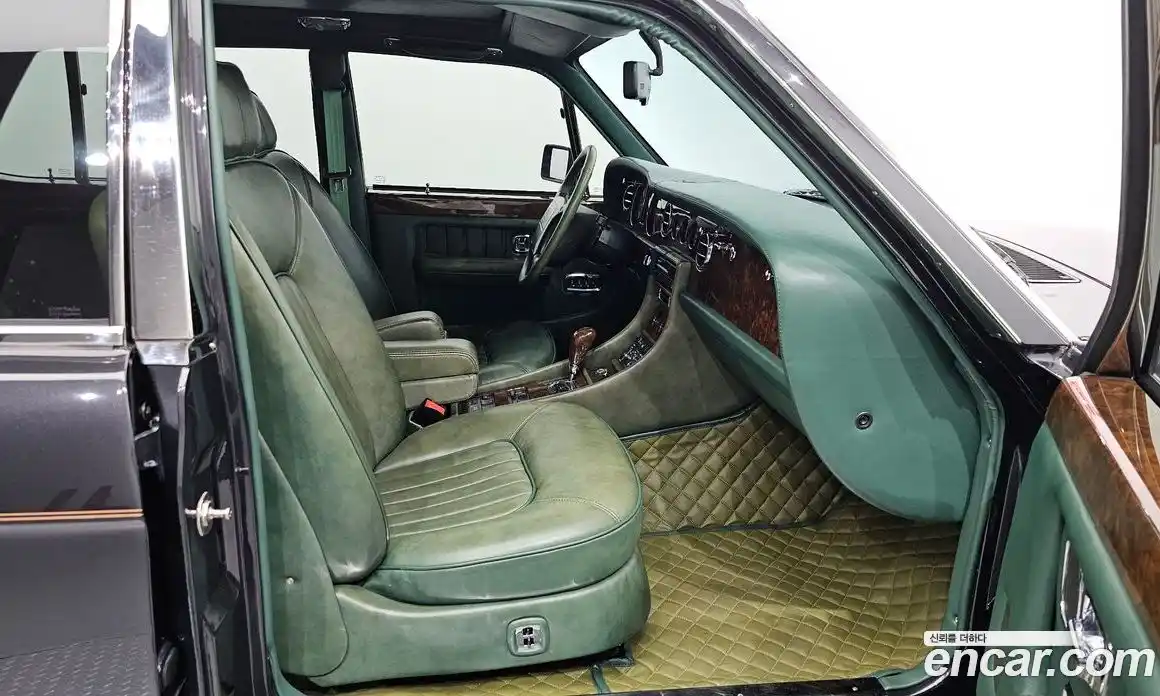 Bentley Brooklands 1993 6.7 гидро в Москве № 387196, фото 11