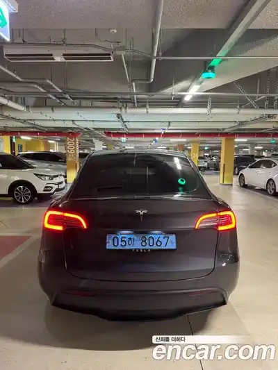 Tesla Model Y 2025 гидро в Москве № 395542, миниатюра 4