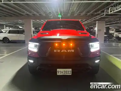 Dodge Ram Pick Up 2019 5.7 гидро в Москве № 402929, миниатюра 12