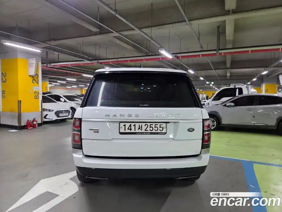 Land Rover Range-Rover 2020 5.0 гидро в Москве № 416501, фото 4