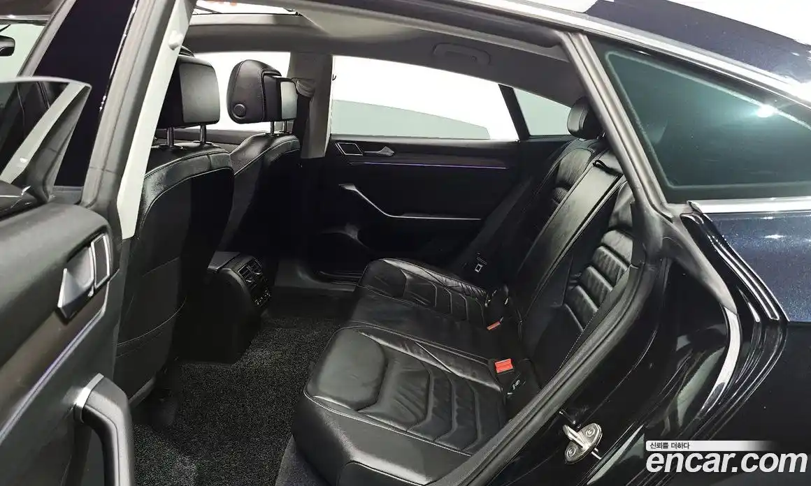 Volkswagen Arteon 2018 2.0 гидро в Москве № 472290, фото 12