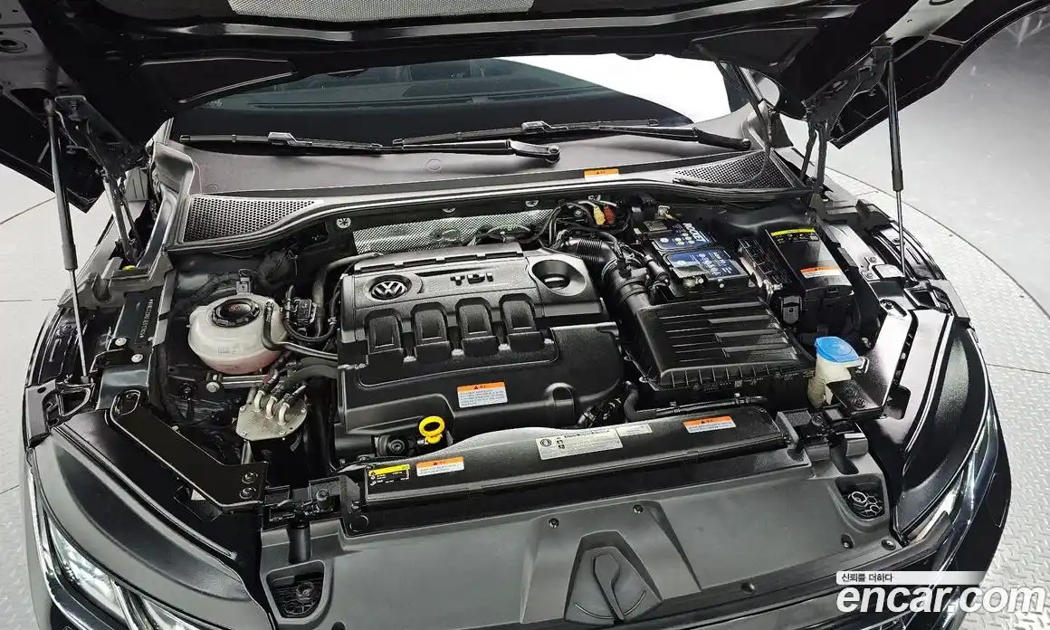 Volkswagen Arteon 2018 2.0 гидро в Москве № 472290, фото 6