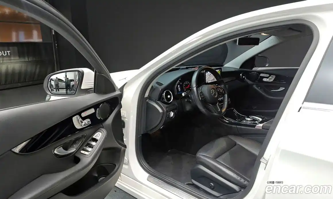 Mercedes-Benz C-Class 2020 2.0 гидро в Москве № 495657, фото 10