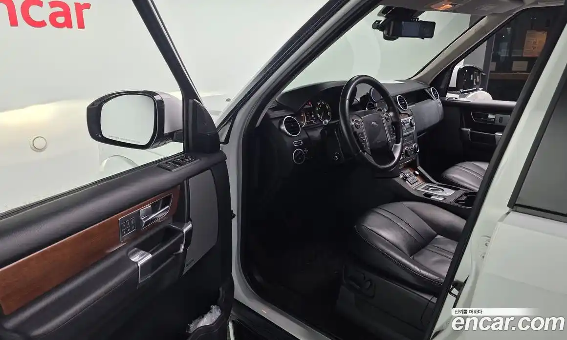 Land Rover Discovery 2016 3.0 гидро в Москве № 498943, фото 11