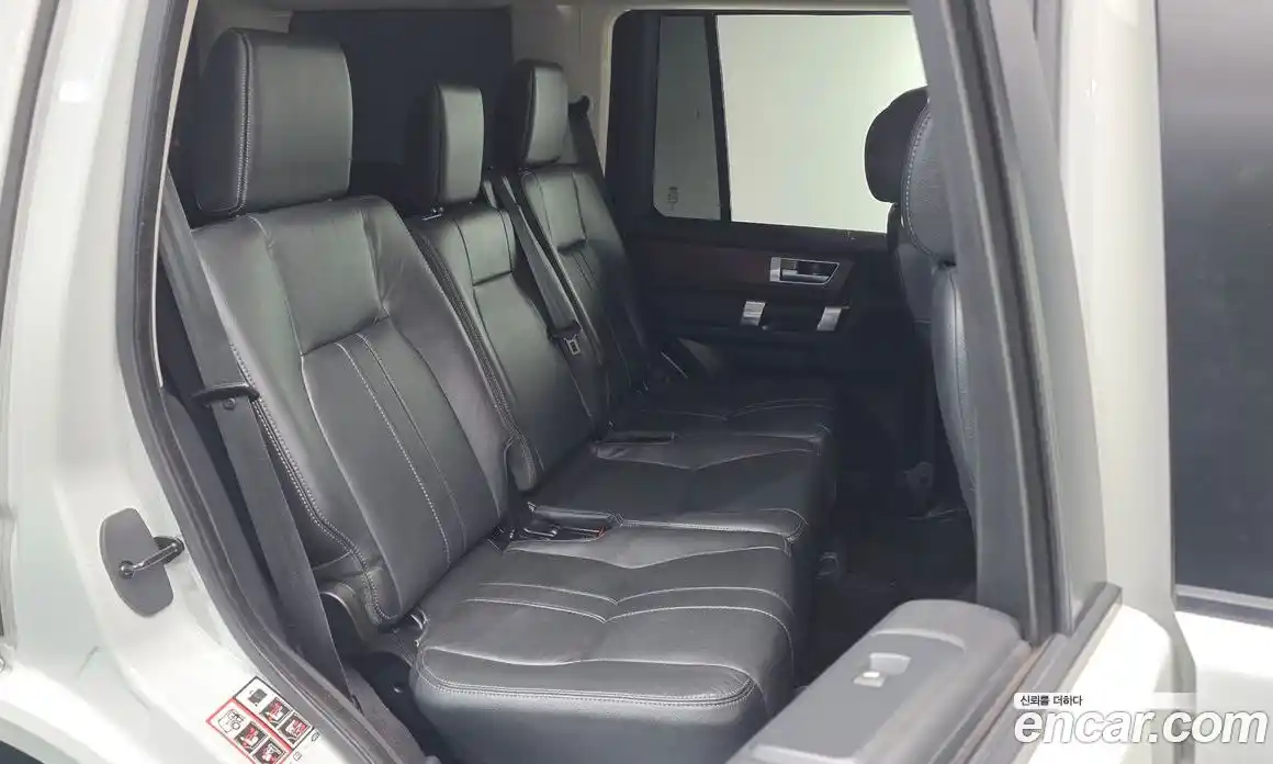 Land Rover Discovery 2016 3.0 гидро в Москве № 498943, фото 12