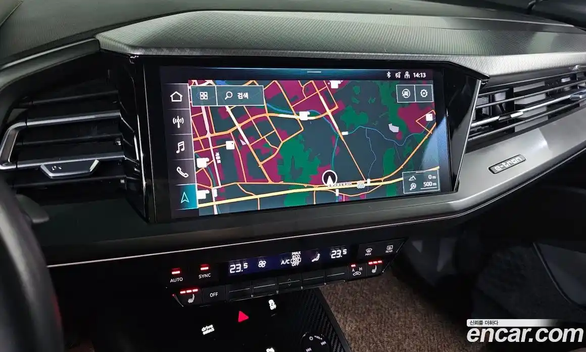 Audi Q4 e-tron 2022 0.2 гидро в Москве № 544200, фото 17