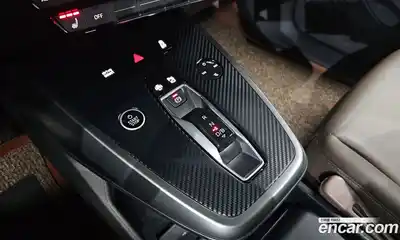 Audi Q4 e-tron 2022 0.2 гидро в Москве № 544200, миниатюра 9