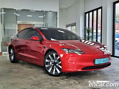 Tesla Model 3, 2024