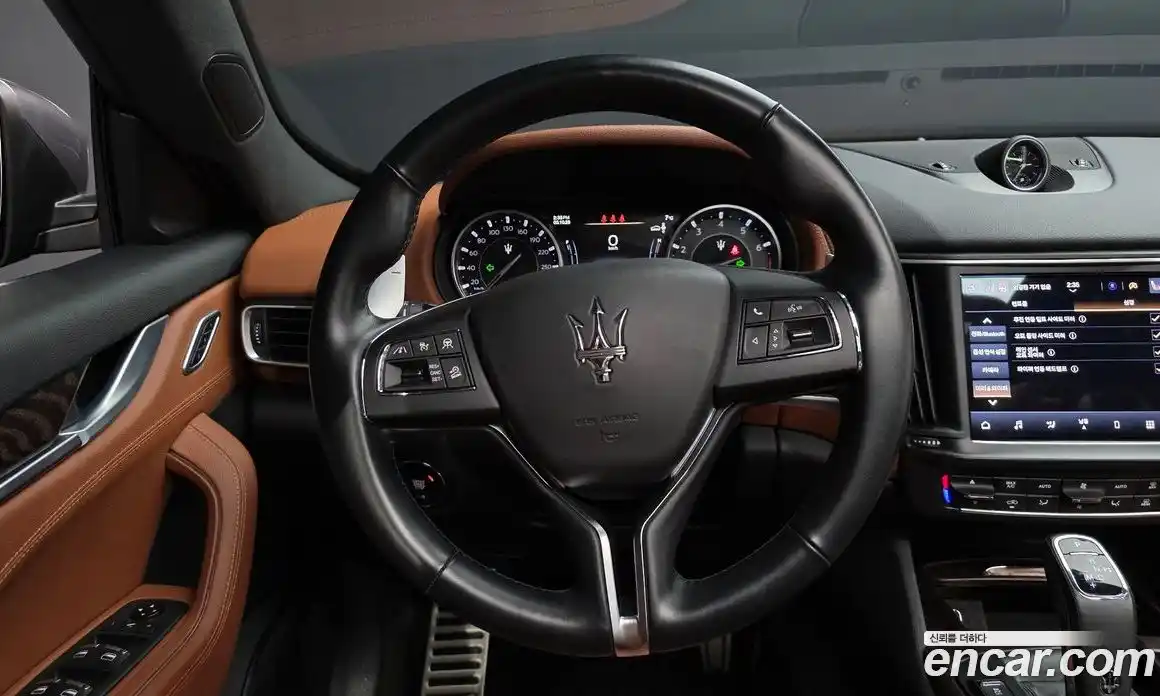 Maserati Levante 2022 2.0 гидро в Москве № 547615, фото 13