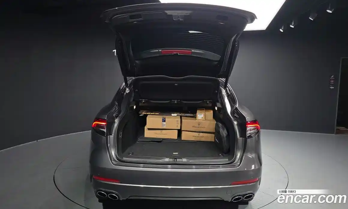 Maserati Levante 2022 2.0 гидро в Москве № 547615, фото 20