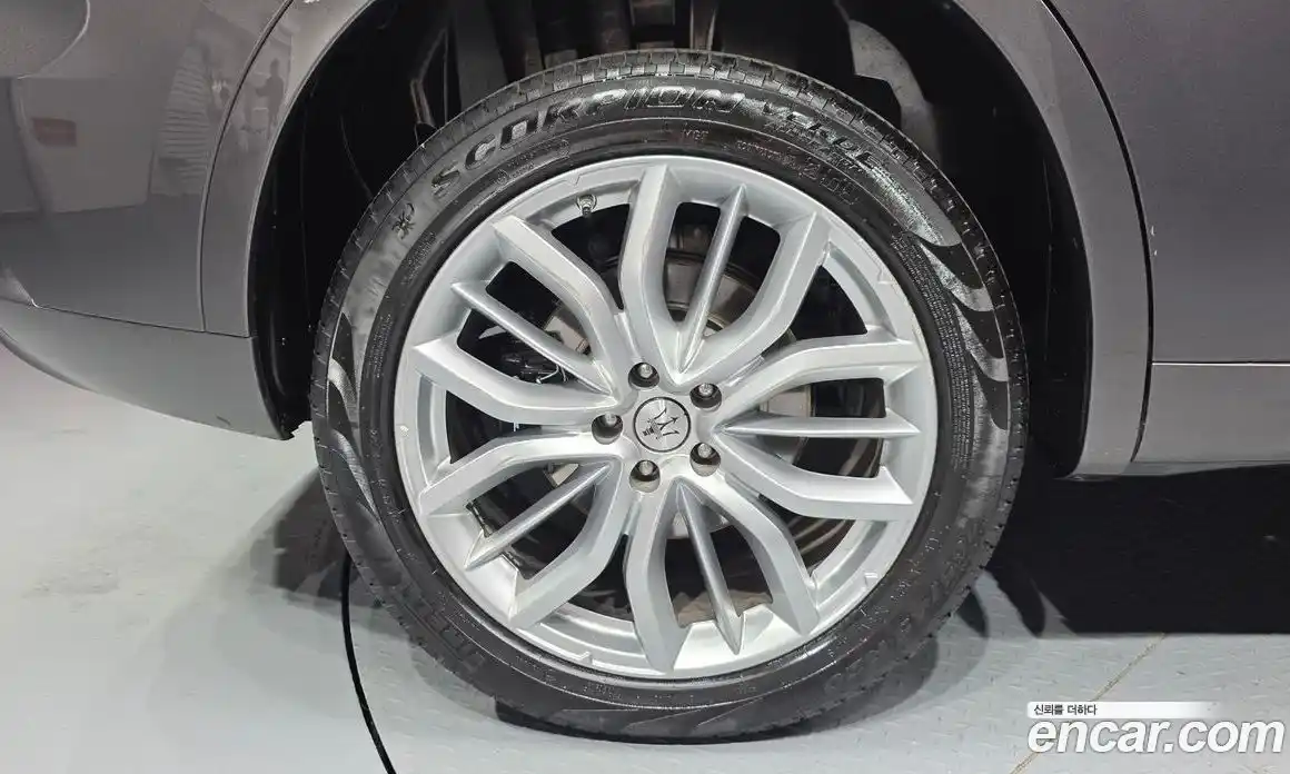 Maserati Levante 2022 2.0 гидро в Москве № 547615, фото 5