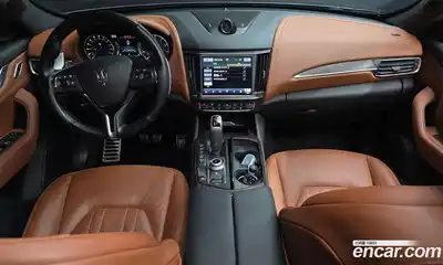 Maserati Levante 2022 2.0 гидро в Москве № 547615, миниатюра 7