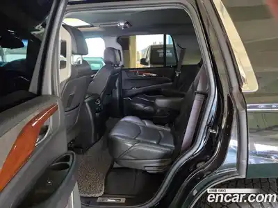 Cadillac Escalade 2017 6.2 гидро в Москве № 585744, миниатюра 7