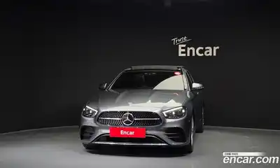 Mercedes-Benz E-Class 2022 2.0 гидро, миниатюра 3