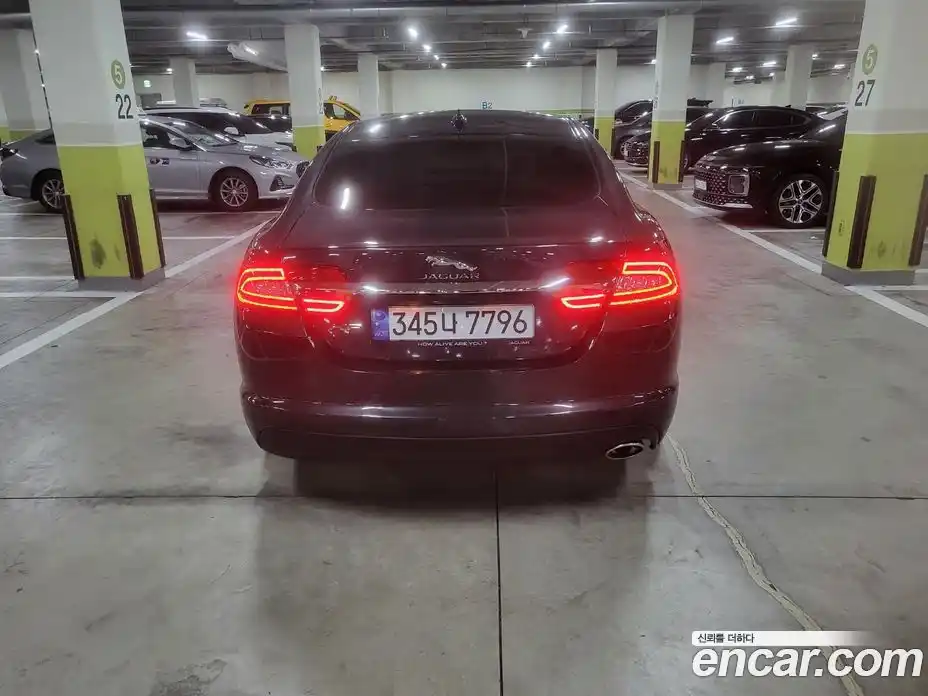 Jaguar XF 2015 2.2 гидро в Москве № 610853, фото 3