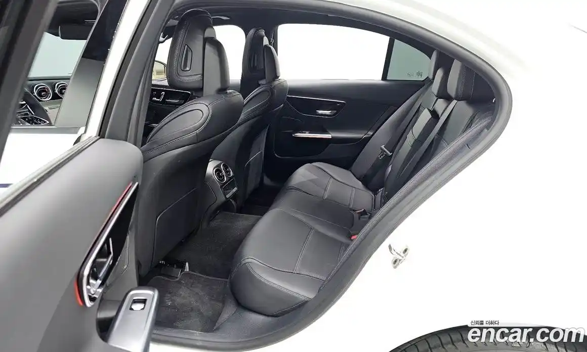 Mercedes-Benz C-Class 2025 2.0 гидро в Москве № 622632, фото 12