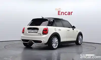Mini Cooper 2016 2.0 гидро в Москве № 628096, миниатюра 2