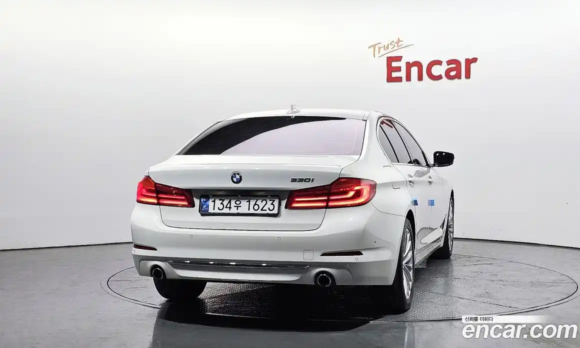 BMW 5-Series 2020 2.0 гидро, фото 4